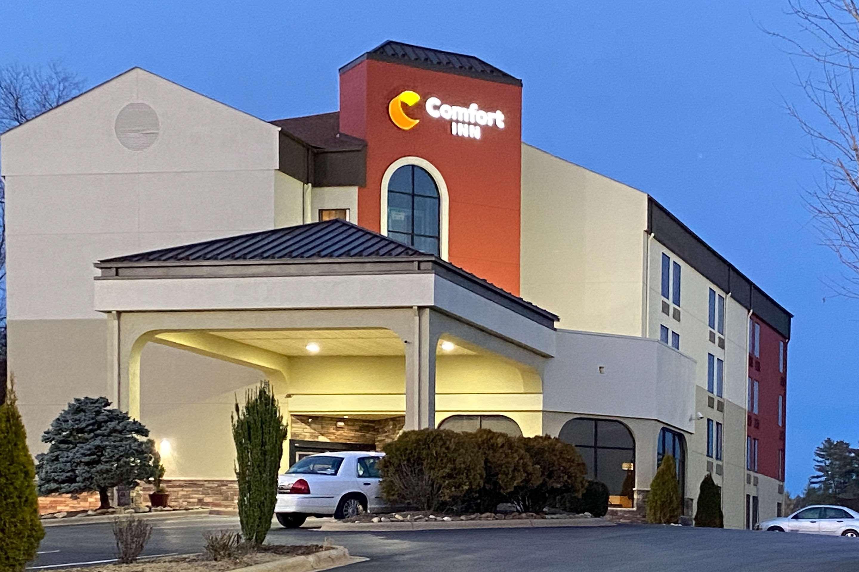 Comfort Inn North Of Asheville Mars Hill Zewnętrze zdjęcie